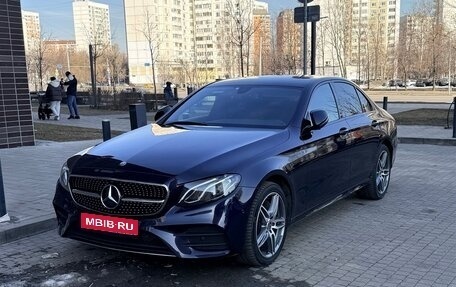 Mercedes-Benz E-Класс, 2019 год, 3 600 000 рублей, 1 фотография