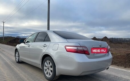 Toyota Camry, 2011 год, 999 000 рублей, 4 фотография