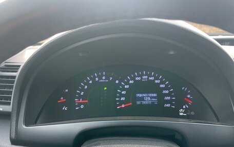 Toyota Camry, 2011 год, 999 000 рублей, 8 фотография