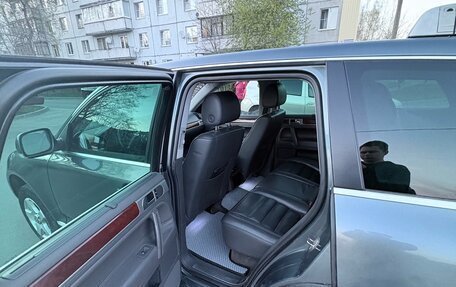 Volkswagen Touareg III, 2005 год, 720 000 рублей, 12 фотография