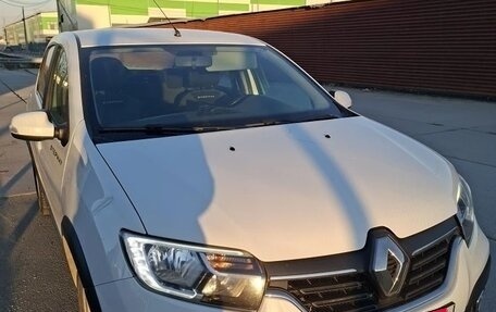 Renault Logan II, 2022 год, 1 170 000 рублей, 1 фотография