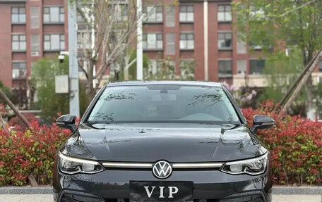 Volkswagen Golf VIII, 2021 год, 1 470 000 рублей, 2 фотография