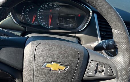 Chevrolet Trax, 2020 год, 1 400 000 рублей, 5 фотография