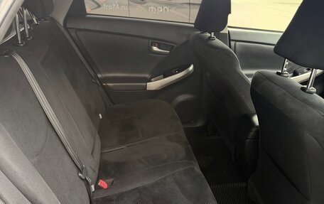 Toyota Prius, 2014 год, 1 520 000 рублей, 19 фотография