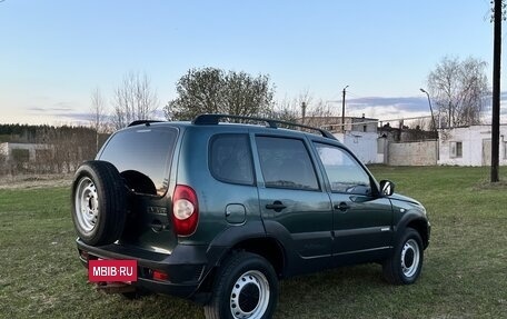 Chevrolet Niva I рестайлинг, 2012 год, 450 000 рублей, 5 фотография