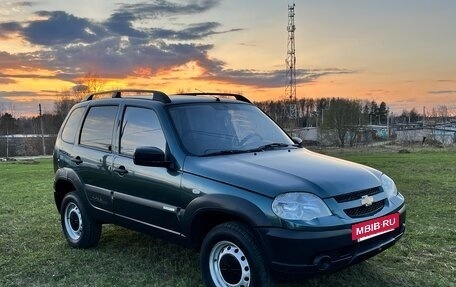 Chevrolet Niva I рестайлинг, 2012 год, 450 000 рублей, 3 фотография