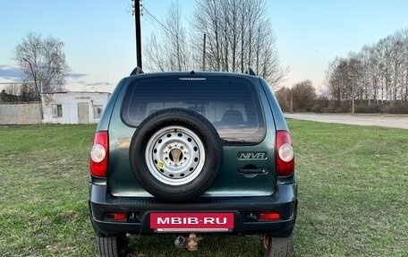 Chevrolet Niva I рестайлинг, 2012 год, 450 000 рублей, 6 фотография