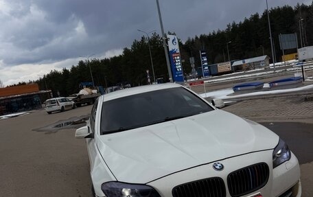 BMW 5 серия, 2011 год, 1 299 999 рублей, 2 фотография