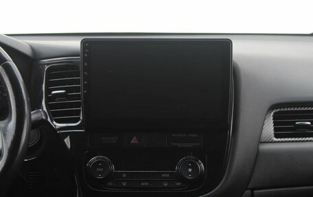 Mitsubishi Outlander III рестайлинг 3, 2013 год, 1 070 000 рублей, 16 фотография