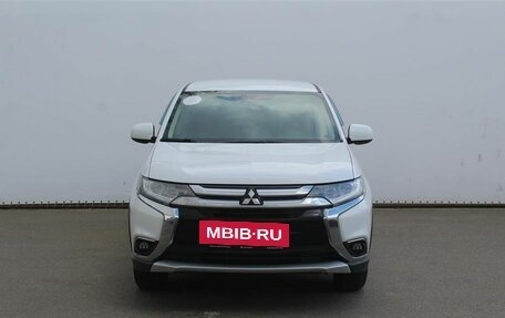 Mitsubishi Outlander III рестайлинг 3, 2017 год, 1 810 000 рублей, 2 фотография