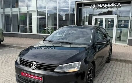 Volkswagen Jetta VI, 2013 год, 894 000 рублей, 1 фотография