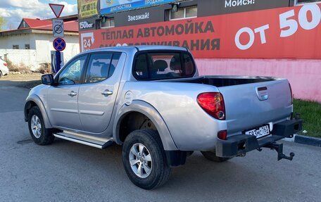 Mitsubishi L200 IV рестайлинг, 2011 год, 980 000 рублей, 6 фотография