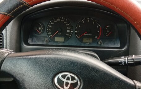 Toyota Avensis III рестайлинг, 1998 год, 180 000 рублей, 8 фотография