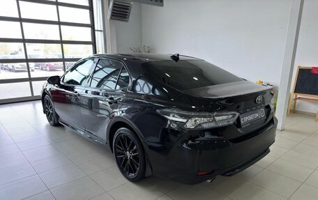 Toyota Camry, 2022 год, 3 990 000 рублей, 7 фотография
