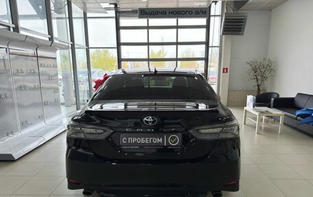 Toyota Camry, 2022 год, 3 990 000 рублей, 6 фотография