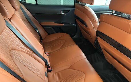 Toyota Camry, 2022 год, 3 990 000 рублей, 8 фотография