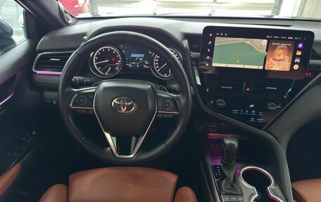 Toyota Camry, 2022 год, 3 990 000 рублей, 11 фотография