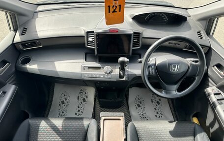 Honda Freed I, 2010 год, 1 179 000 рублей, 16 фотография