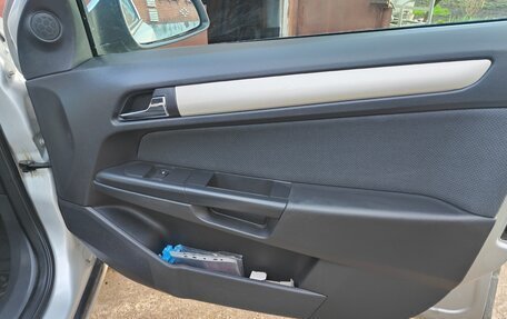 Opel Astra H, 2007 год, 520 000 рублей, 13 фотография