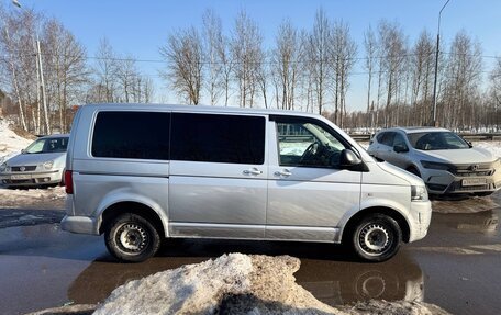 Volkswagen Caravelle T5, 2010 год, 1 600 000 рублей, 3 фотография