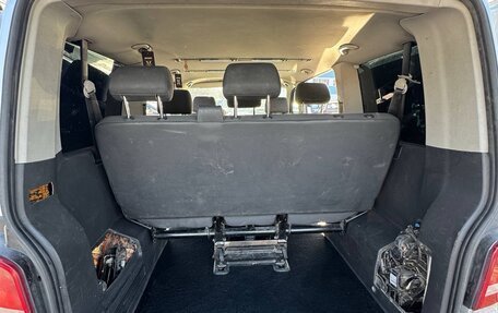 Volkswagen Caravelle T5, 2010 год, 1 600 000 рублей, 16 фотография