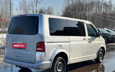Volkswagen Caravelle T5, 2010 год, 1 600 000 рублей, 7 фотография