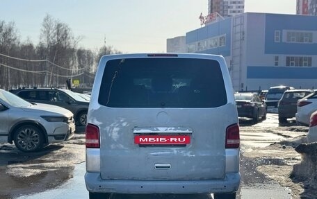 Volkswagen Caravelle T5, 2010 год, 1 600 000 рублей, 4 фотография