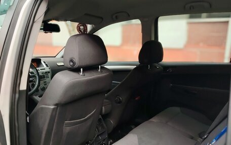 Opel Zafira B, 2012 год, 880 000 рублей, 4 фотография