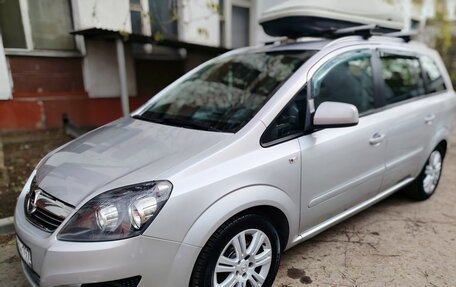 Opel Zafira B, 2012 год, 880 000 рублей, 14 фотография