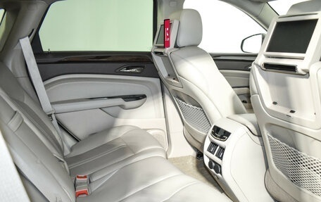 Cadillac SRX II рестайлинг, 2014 год, 1 790 000 рублей, 13 фотография