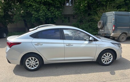 Hyundai Solaris II рестайлинг, 2018 год, 1 190 000 рублей, 4 фотография