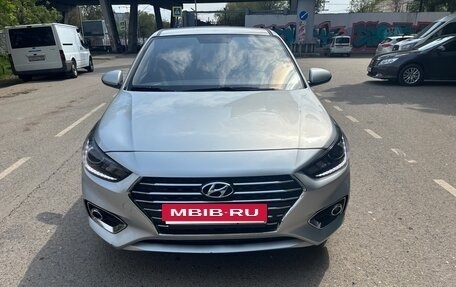 Hyundai Solaris II рестайлинг, 2018 год, 1 190 000 рублей, 2 фотография