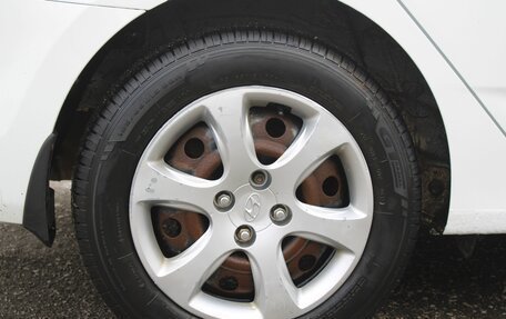 Hyundai Solaris II рестайлинг, 2012 год, 700 000 рублей, 17 фотография