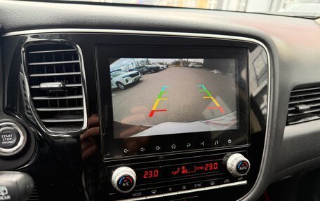 Mitsubishi Outlander III рестайлинг 3, 2021 год, 2 255 000 рублей, 22 фотография