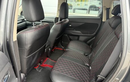 Mitsubishi Outlander III рестайлинг 3, 2021 год, 2 255 000 рублей, 28 фотография