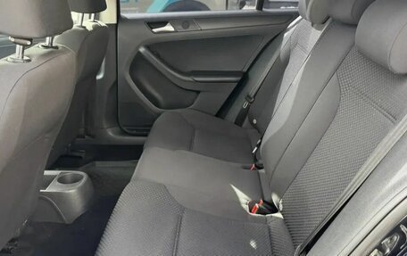 Volkswagen Jetta VI, 2013 год, 894 000 рублей, 15 фотография