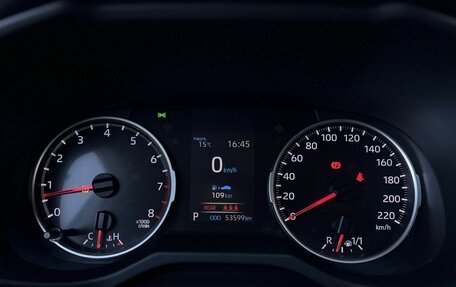 Toyota RAV4, 2019 год, 3 890 000 рублей, 15 фотография