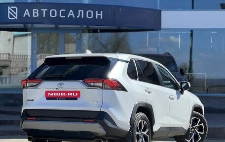 Toyota RAV4, 2019 год, 3 890 000 рублей, 3 фотография