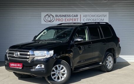 Toyota Land Cruiser 200, 2017 год, 6 245 000 рублей, 1 фотография