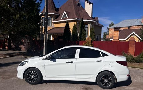Hyundai Solaris II рестайлинг, 2013 год, 700 000 рублей, 3 фотография