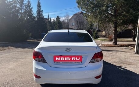 Hyundai Solaris II рестайлинг, 2013 год, 700 000 рублей, 4 фотография