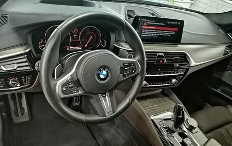 BMW 5 серия, 2019 год, 4 700 000 рублей, 12 фотография