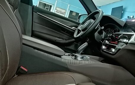 BMW 5 серия, 2019 год, 4 700 000 рублей, 15 фотография