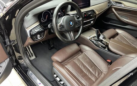 BMW 5 серия, 2019 год, 4 700 000 рублей, 11 фотография