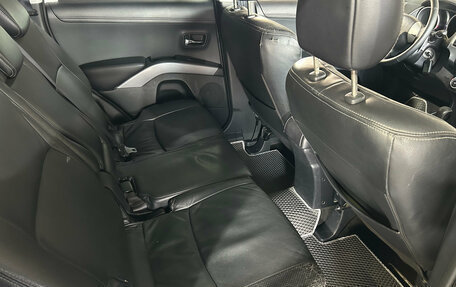 Mitsubishi Outlander III рестайлинг 3, 2011 год, 1 320 000 рублей, 11 фотография