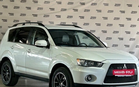 Mitsubishi Outlander III рестайлинг 3, 2011 год, 1 320 000 рублей, 3 фотография