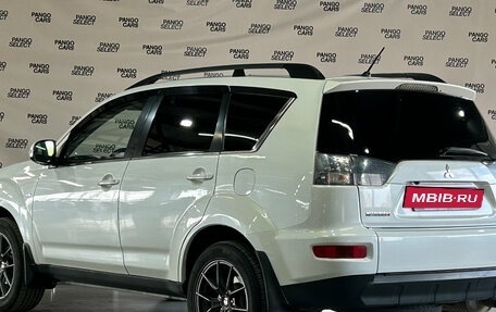 Mitsubishi Outlander III рестайлинг 3, 2011 год, 1 320 000 рублей, 4 фотография