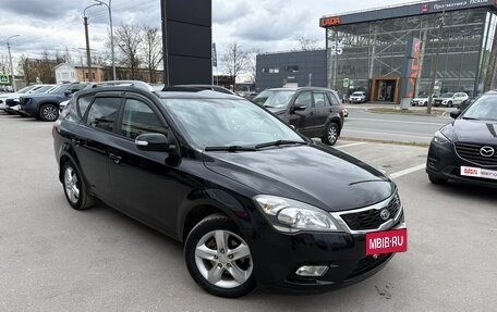 KIA cee'd I рестайлинг, 2010 год, 735 000 рублей, 3 фотография