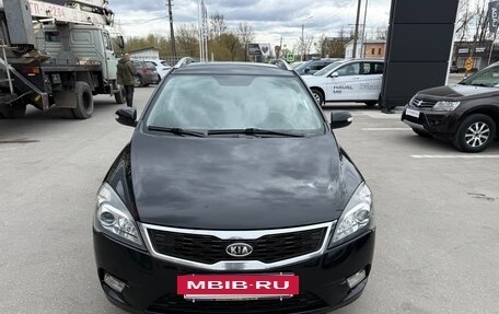KIA cee'd I рестайлинг, 2010 год, 735 000 рублей, 2 фотография