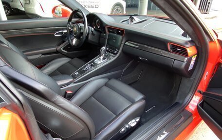 Porsche 911, 2017 год, 14 950 000 рублей, 29 фотография